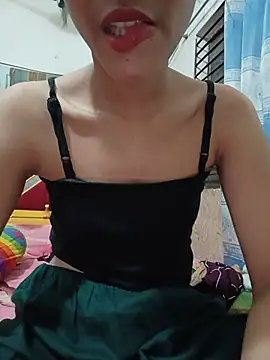 Green LaDY66 online show from June 26, 1:48 pm