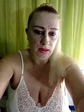 Esenia505 online show from April 3, 2:31 am