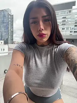 AshleyWinslow online show from March 7, 2:25 pm