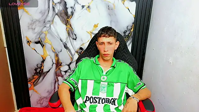 The latin boy online show from January 15, 2:38 am