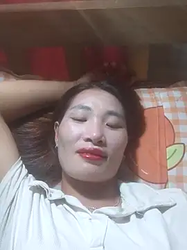 Snapshot of HGiasexy69 chatting on June 24, 1:43 pm HGiasexy69 online show from June 24, 1:43 pm