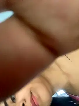 Snapshot of Jimenaa_ink chatting on October 29, 3:36 pm Jimenaa ink online show from October 29, 3:36 pm