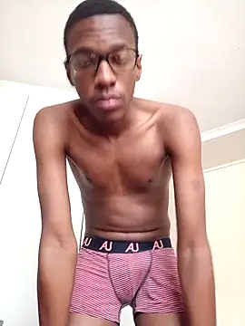 Snapshot of KuroShinobi43 chatting on November 6, 2:40 pm KuroShinobi43 online show from November 6, 2:40 pm