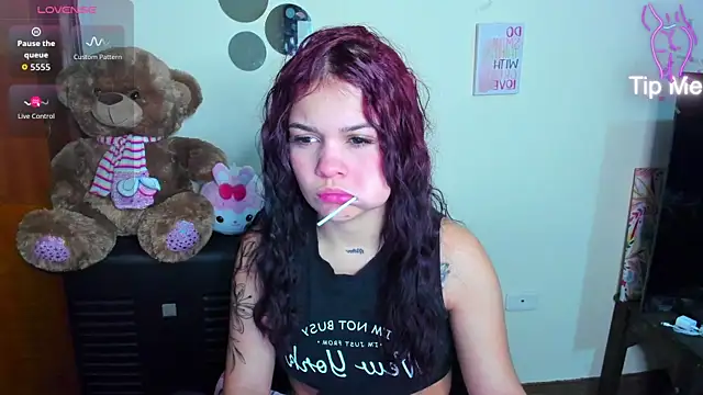 Emma boo online show from April 7, 12:00 am