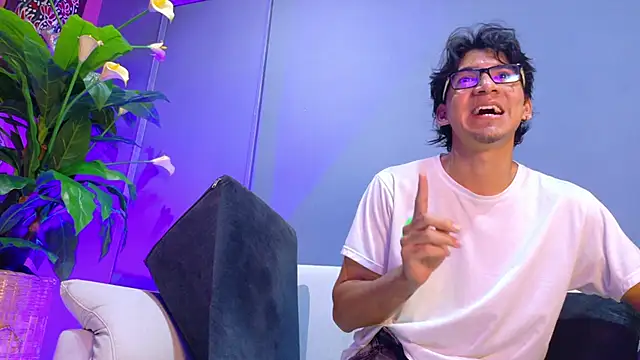 kane del toro online show from November 4, 1:32 pm