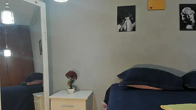 sexynova 93 online show from February 12, 7:42 pm