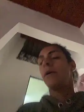 sabrinaneves online show from June 18, 4:22 pm