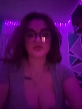 Snapshot of Diana_Blum chatting on November 4, 6:51 pm Diana Blum online show from November 4, 6:51 pm