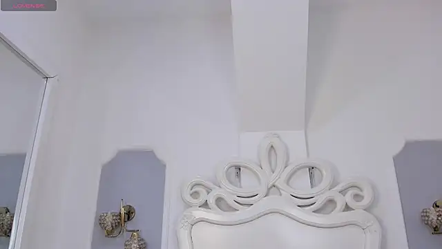 Snapshot of roxana_scott1 chatting on March 3, 3:45 am roxana scott1 online show from March 3, 3:45 am