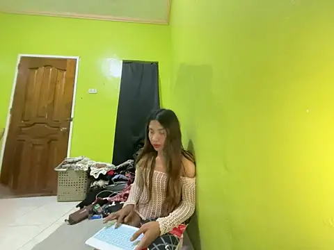 kittyhugecock online show from March 2, 1:40 pm