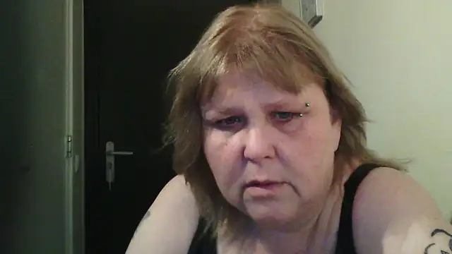 Sylviastar46 online show from February 19, 7:48 am