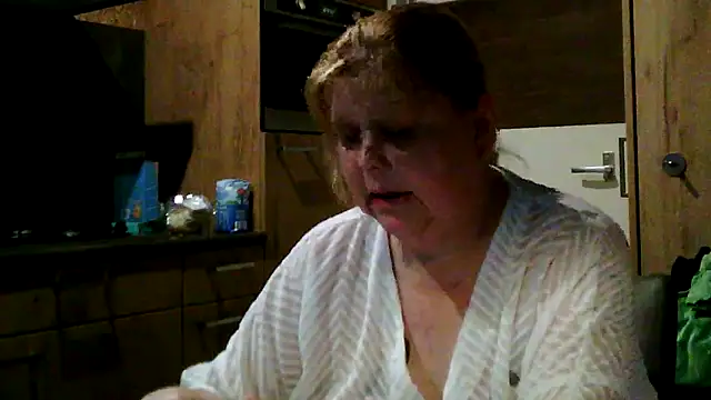 Sylviastar46 online show from March 23, 9:08 pm