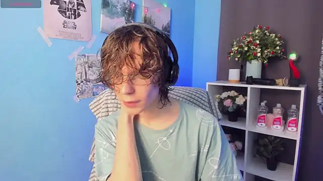 LeoBensyten online show from December 18, 2:23 pm