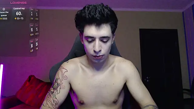 Yofukashii online show from November 25, 10:43 pm