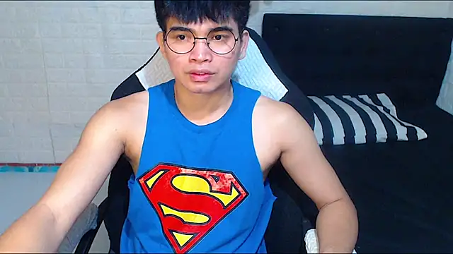 Asian France Angeloo online show from January 9, 11:35 am