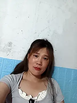 Snapshot of -Lana-123 chatting on May 3, 6:03 pm -Lana-123 online show from May 3, 6:03 pm