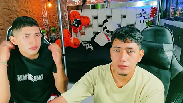 darwinandbrayann online show from November 3, 12:39 pm