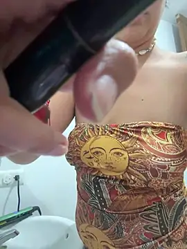 MailynAndNick online show from February 17, 3:29 pm