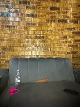 SP1CY MOMMY online show from April 13, 3:50 pm