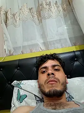 ZAminn6789 online show from April 5, 5:10 pm