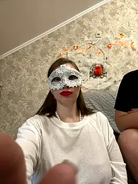 Snapshot of _SladkayaKitty_ chatting on October 30, 3:35 pm  SladkayaKitty  online show from October 30, 3:35 pm