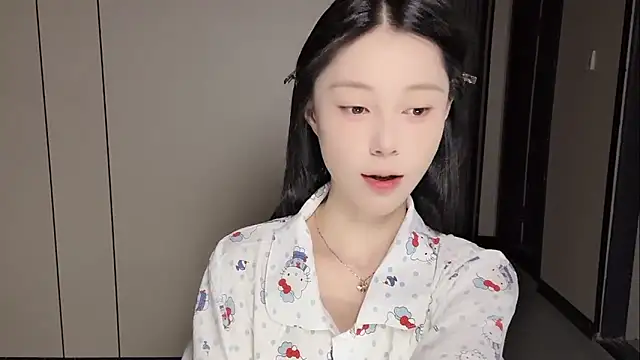 Snapshot of yuyu-33 chatting on June 20, 3:48 pm yuyu-33 online show from June 20, 3:48 pm
