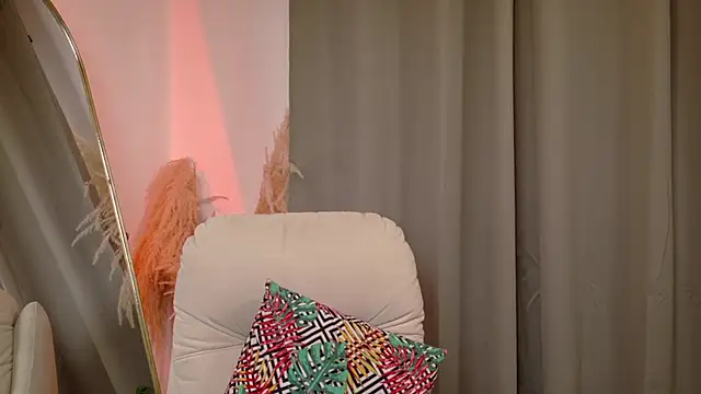 SeleneNova online show from May 29, 4:16 pm