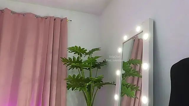 Snapshot of BabyLauritaa chatting on April 25, 10:07 pm BabyLauritaa online show from April 25, 10:07 pm