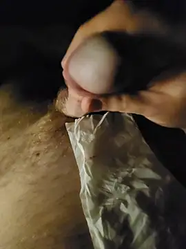 Snapshot of cum_daily1 chatting on June 5, 3:13 am cum daily1 online show from June 5, 3:13 am
