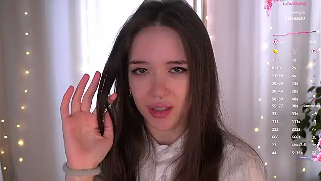 Snapshot of tinyanie chatting on February 3, 7:57 am tinyanie online show from February 3, 7:57 am