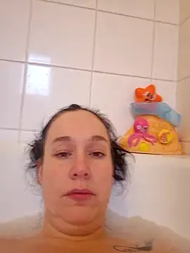 Girlysensuelle online show from December 22, 8:44 am