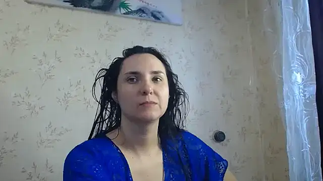 Snapshot of VoulezVous_Angel chatting on March 12, 6:08 am VoulezVous Angel online show from March 12, 6:08 am