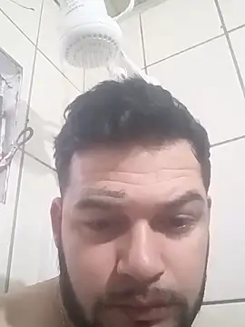 Snapshot of cesarcampos2210 chatting on November 3, 10:27 am cesarcampos2210 online show from November 3, 10:27 am