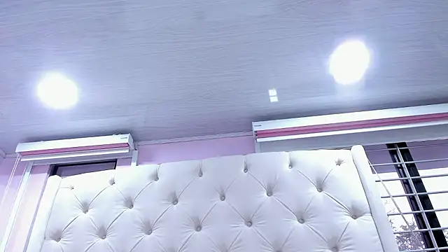 scarlett leblanc  online show from February 13, 1:29 pm