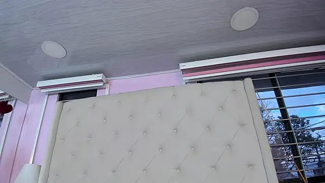 scarlett leblanc  online show from February 16, 12:01 pm