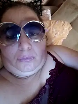 Snapshot of UnheardThing7 chatting on October 31, 12:50 pm UnheardThing7 online show from October 31, 12:50 pm