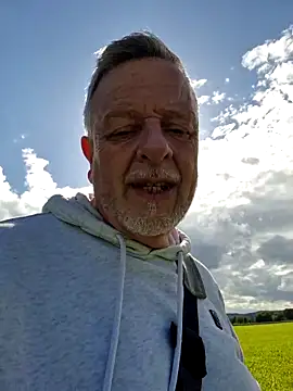 Dennislover007 online show from May 20, 3:18 pm
