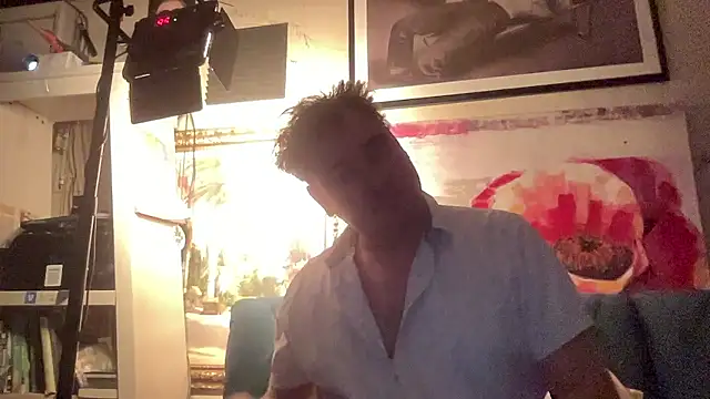 Snapshot of IntimeWild chatting on January 8, 12:57 am IntimeWild online show from January 8, 12:57 am