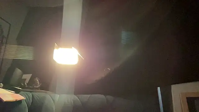 Snapshot of IntimeWild chatting on March 28, 11:15 pm IntimeWild online show from March 28, 11:15 pm