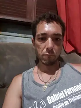 Guilherme30oliv online show from January 14, 5:02 am