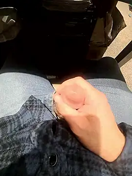 big Jizzy 125 online show from January 19, 4:05 am