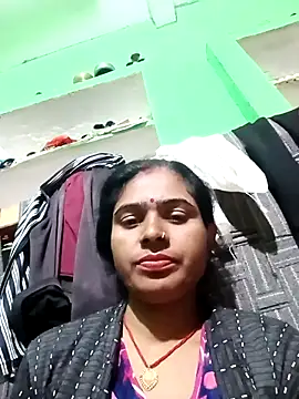 Snapshot of Rsr-1 chatting on October 31, 9:05 pm Rsr-1 online show from October 31, 9:05 pm