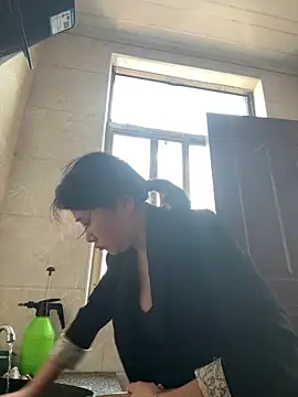 daaqnn online show from April 9, 11:54 pm