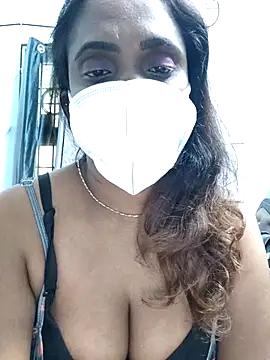 Queen-dhivya online show from December 17, 10:21 am