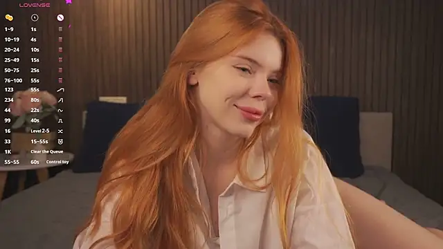 foxyriss online show from December 2, 6:19 am