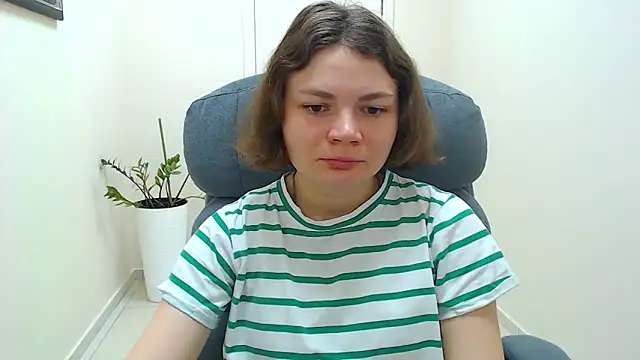 Snapshot of Stella-Maers chatting on March 3, 8:09 am Stella-Maers online show from March 3, 8:09 am