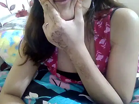 Snapshot of maira_33 chatting on November 12, 2:56 am maira 33 online show from November 12, 2:56 am