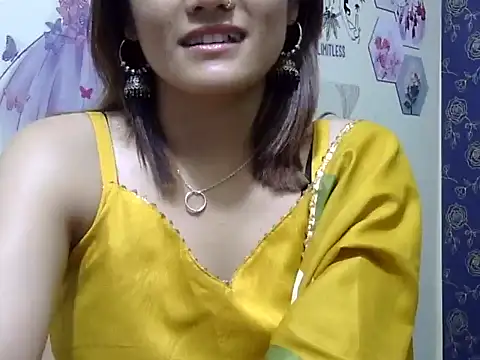 Snapshot of maira_33 chatting on March 29, 2:50 pm maira 33 online show from March 29, 2:50 pm