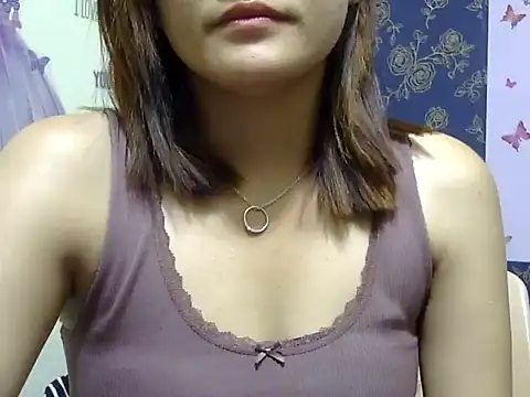 Snapshot of maira_33 chatting on April 2, 1:42 pm maira 33 online show from April 2, 1:42 pm