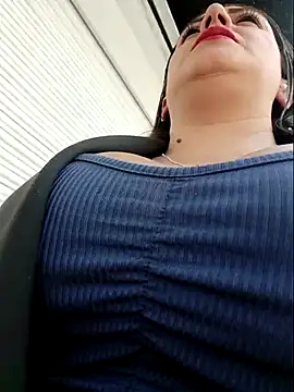 Snapshot of cataleyamyst chatting on February 5, 4:22 pm cataleyamyst online show from February 5, 4:22 pm